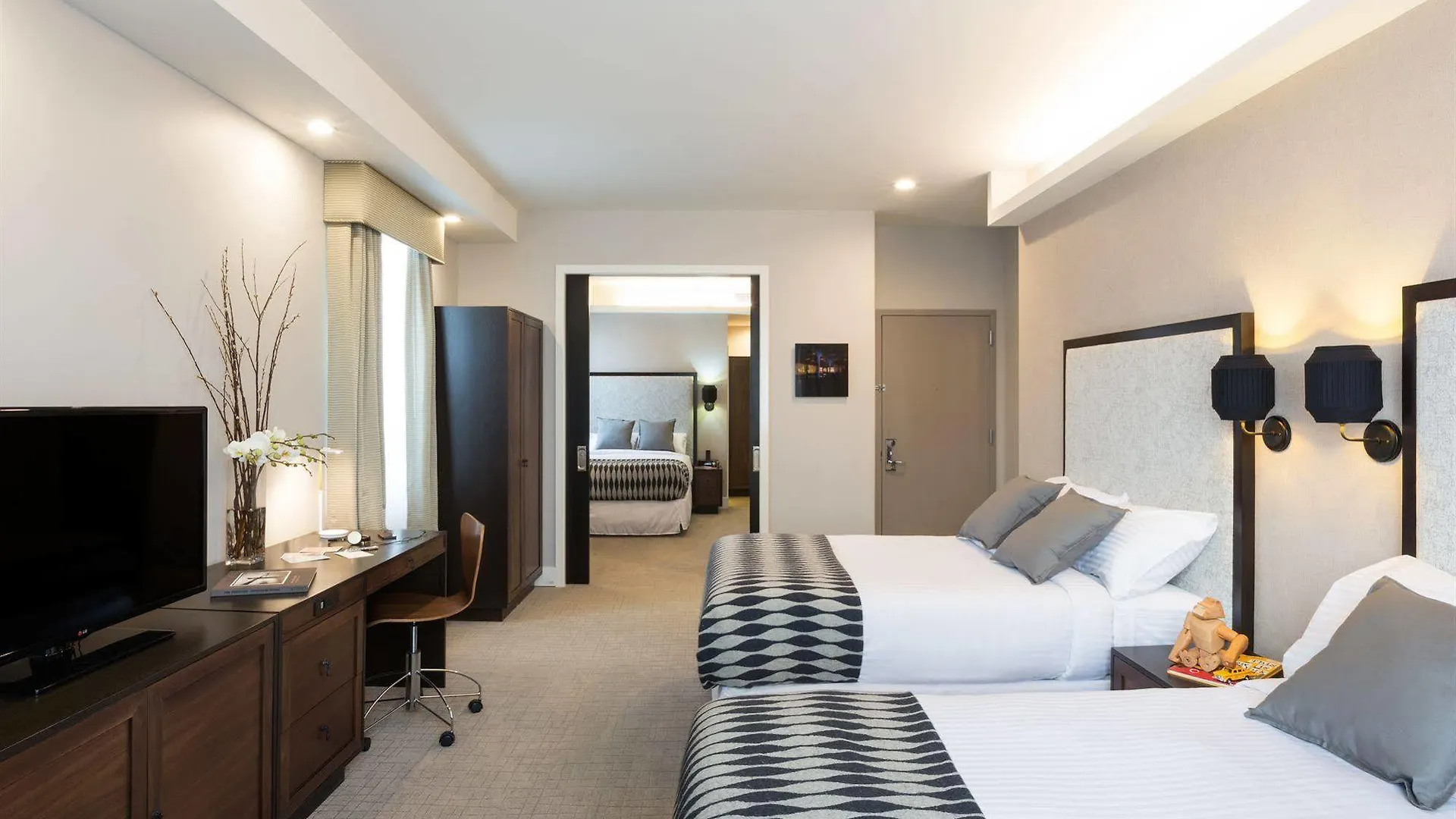 Leon Hotel Les New York