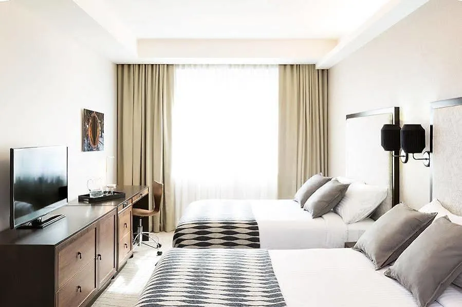 Leon Hotel Les New York