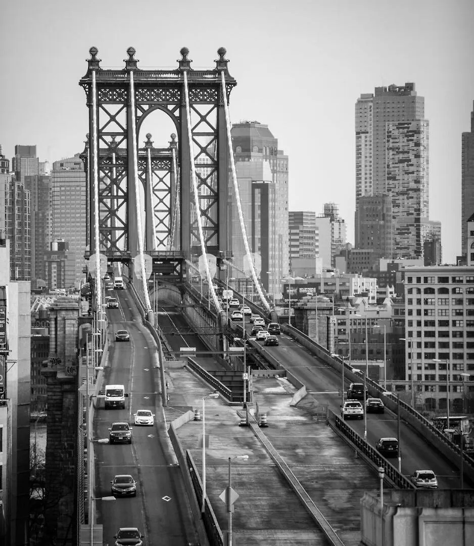 Leon Hotel Les New York