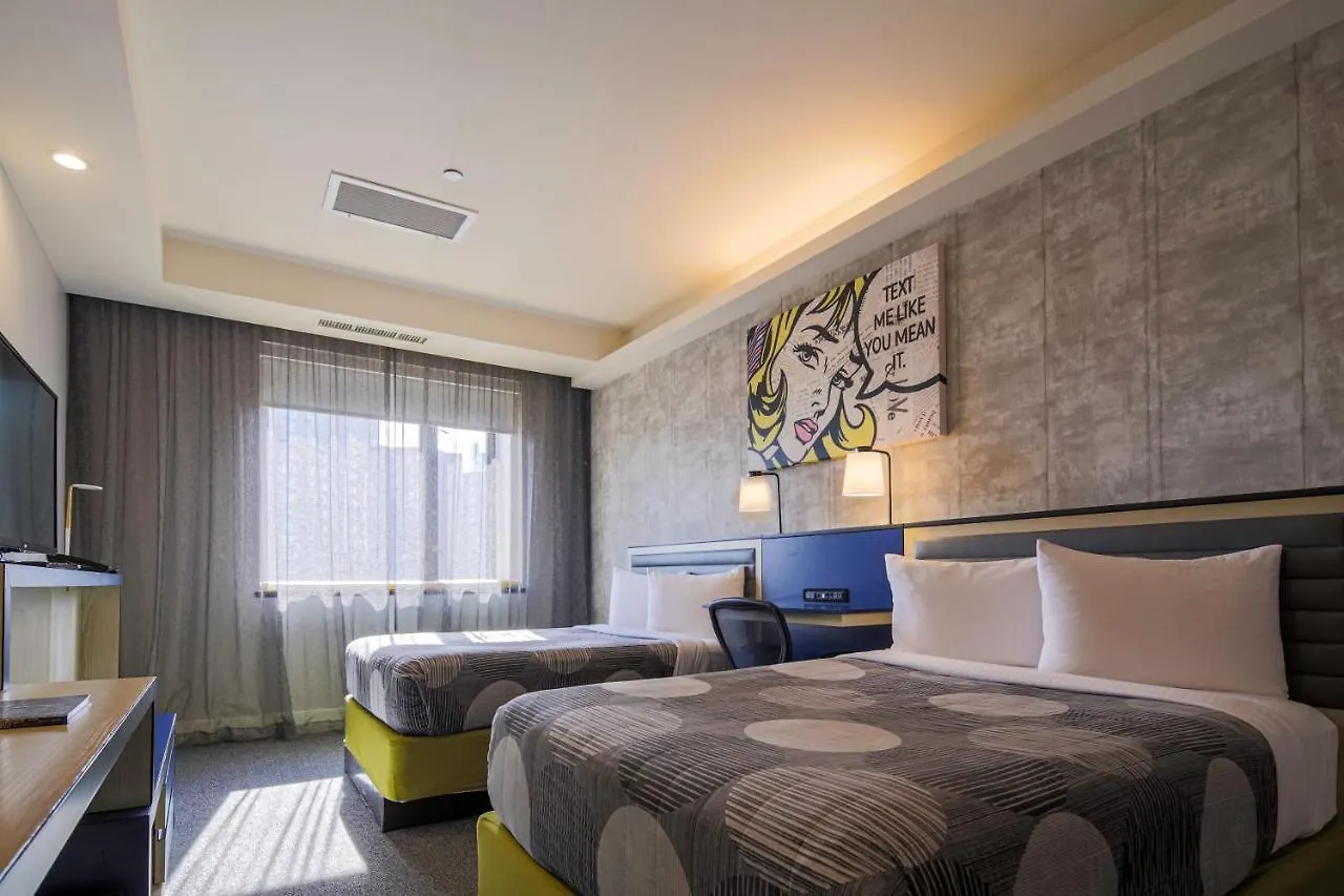 Leon Hotel Les New York